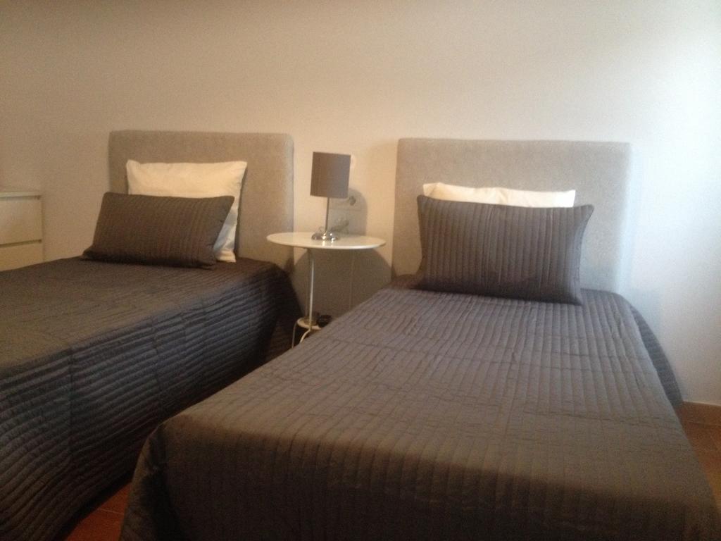 Hostal Montilla Sotogrande Torreguadiaro Eksteriør billede